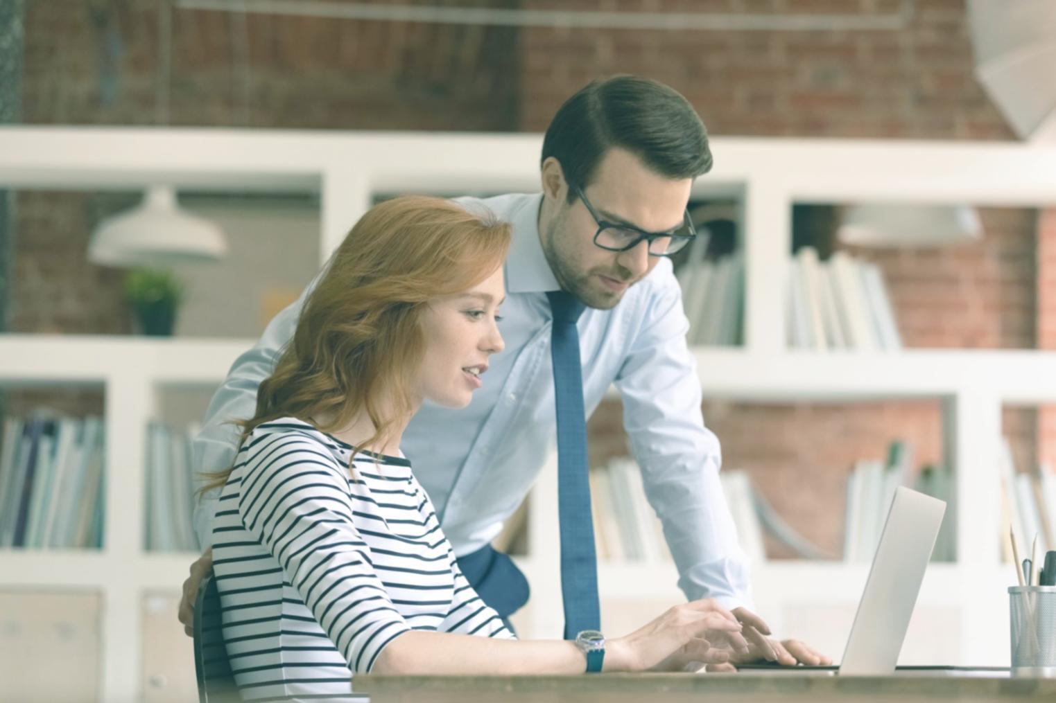Teilnehmer in flexibler Lernumgebung